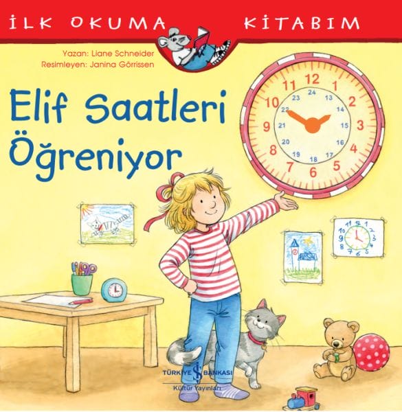 Elif lernt, die Uhrzeit abzulesen.